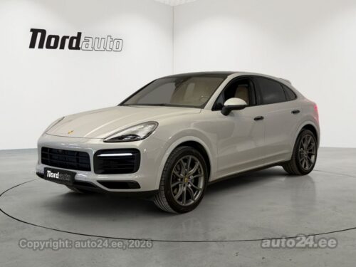 6ae1efc68d482 Porsche Cayenne Coupe Sport Chrono 3.0 250 kW